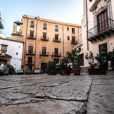 Sant'Andrea - Luxury Rooms In Vucciria Palermo Exterior photo