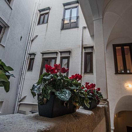 Sant'Andrea - Luxury Rooms In Vucciria Palermo Exterior photo